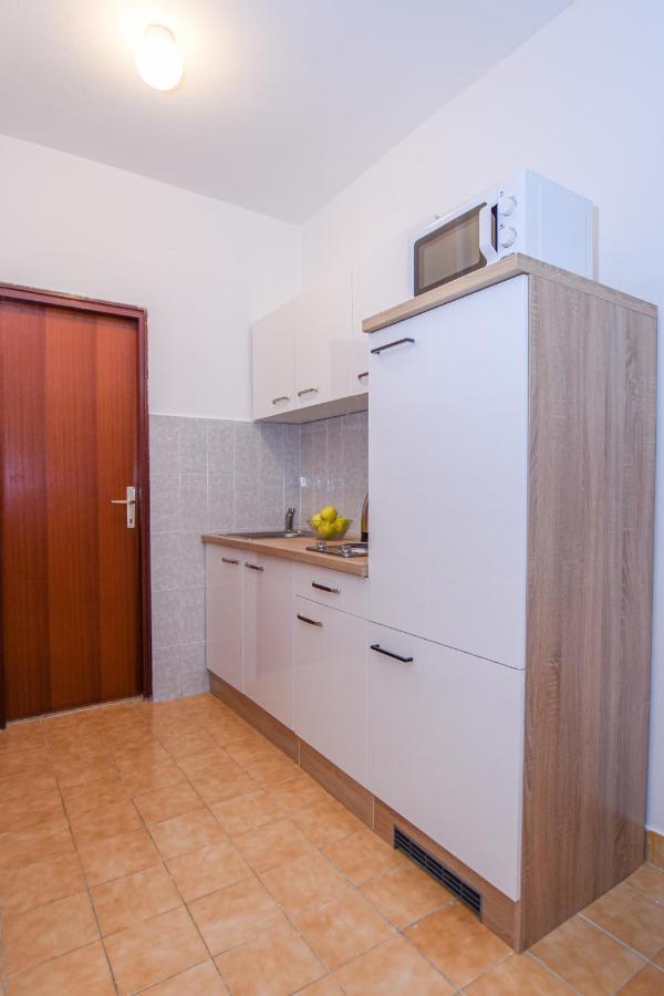 Apartments Kate Pag Town Zewnętrze zdjęcie